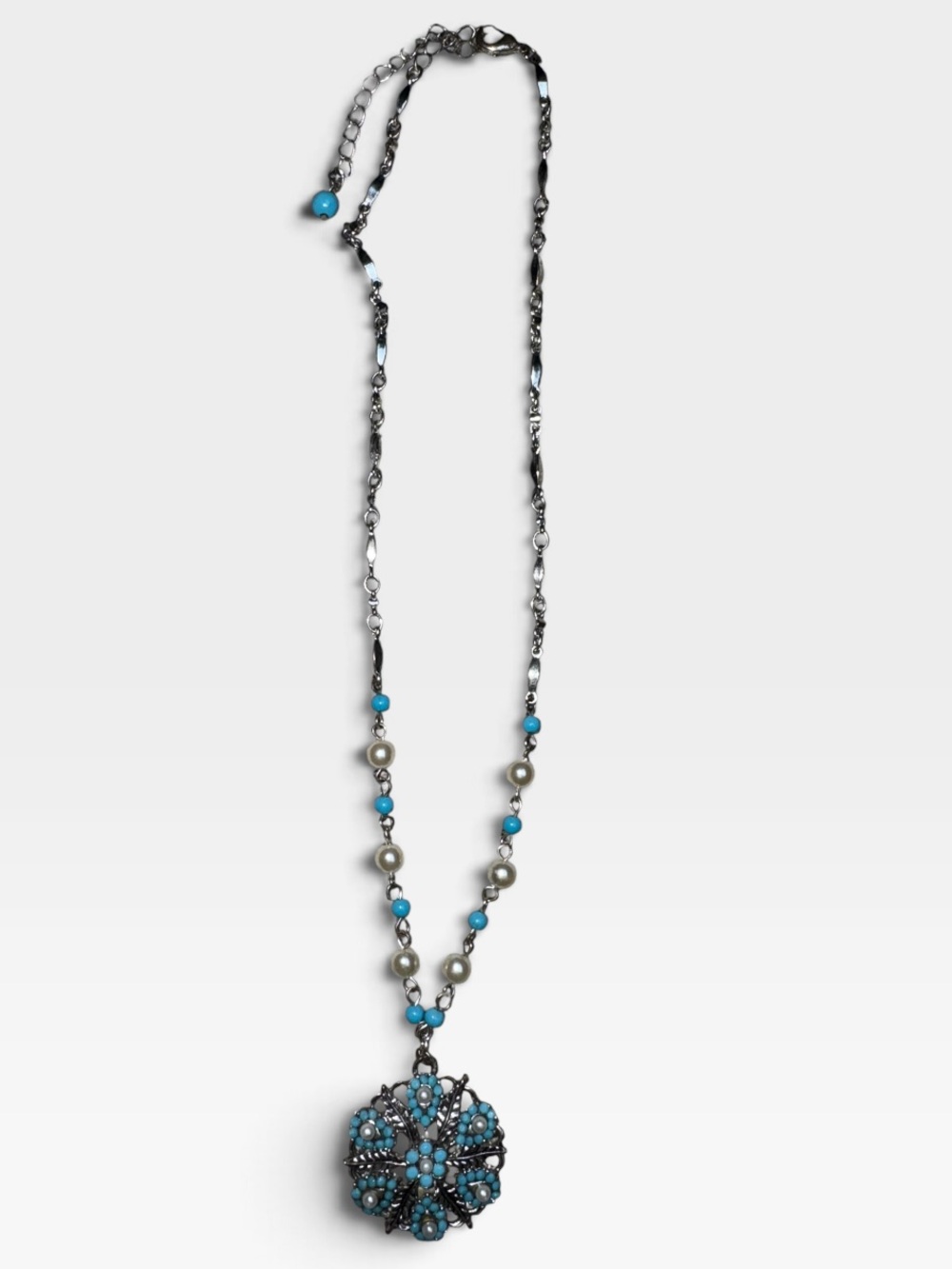 Blue & White Floral Statement Pendant Necklace Silver Tone 10” long 20” Around